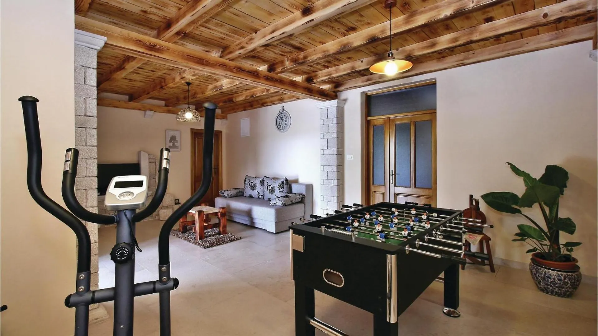 Lovely Home In Motovun Casa vacanze